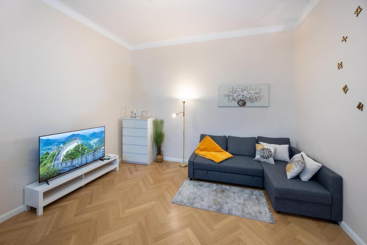 Charming Apartment Near Prater فيينا المظهر الخارجي الصورة