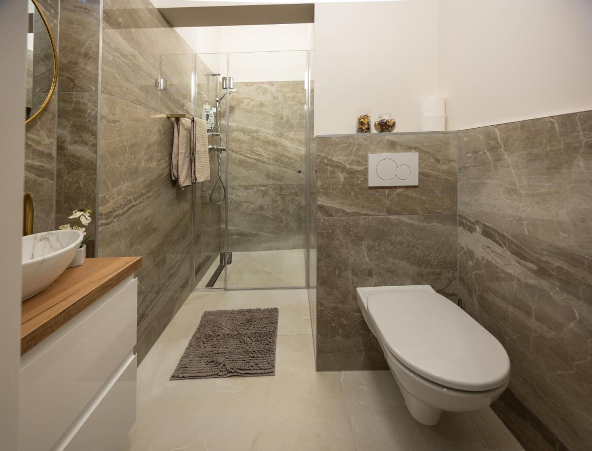 Charming Apartment Near Prater فيينا المظهر الخارجي الصورة